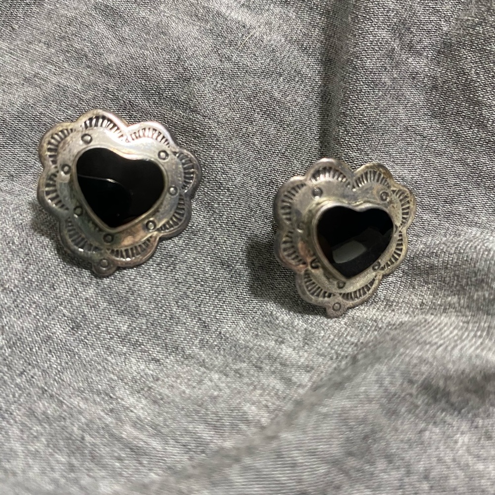 Black stone and silver heart earrings. Vintage.